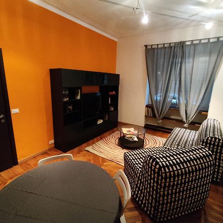 Bell'Appartamento In Cit Turin, Interamente Ristrutturato 외부 사진