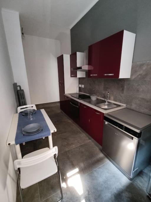 Bell'Appartamento In Cit Turin, Interamente Ristrutturato 외부 사진