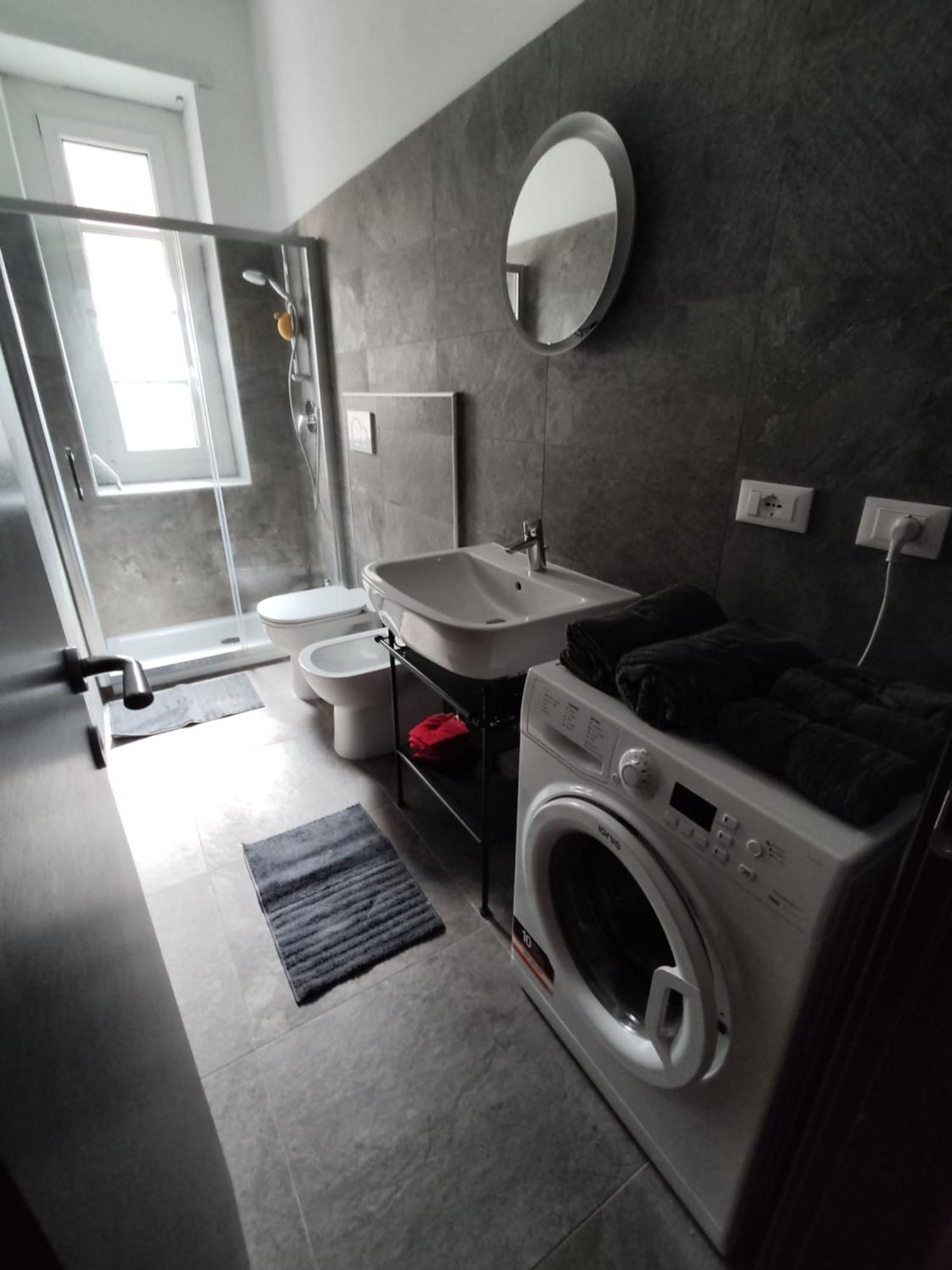 Bell'Appartamento In Cit Turin, Interamente Ristrutturato 외부 사진