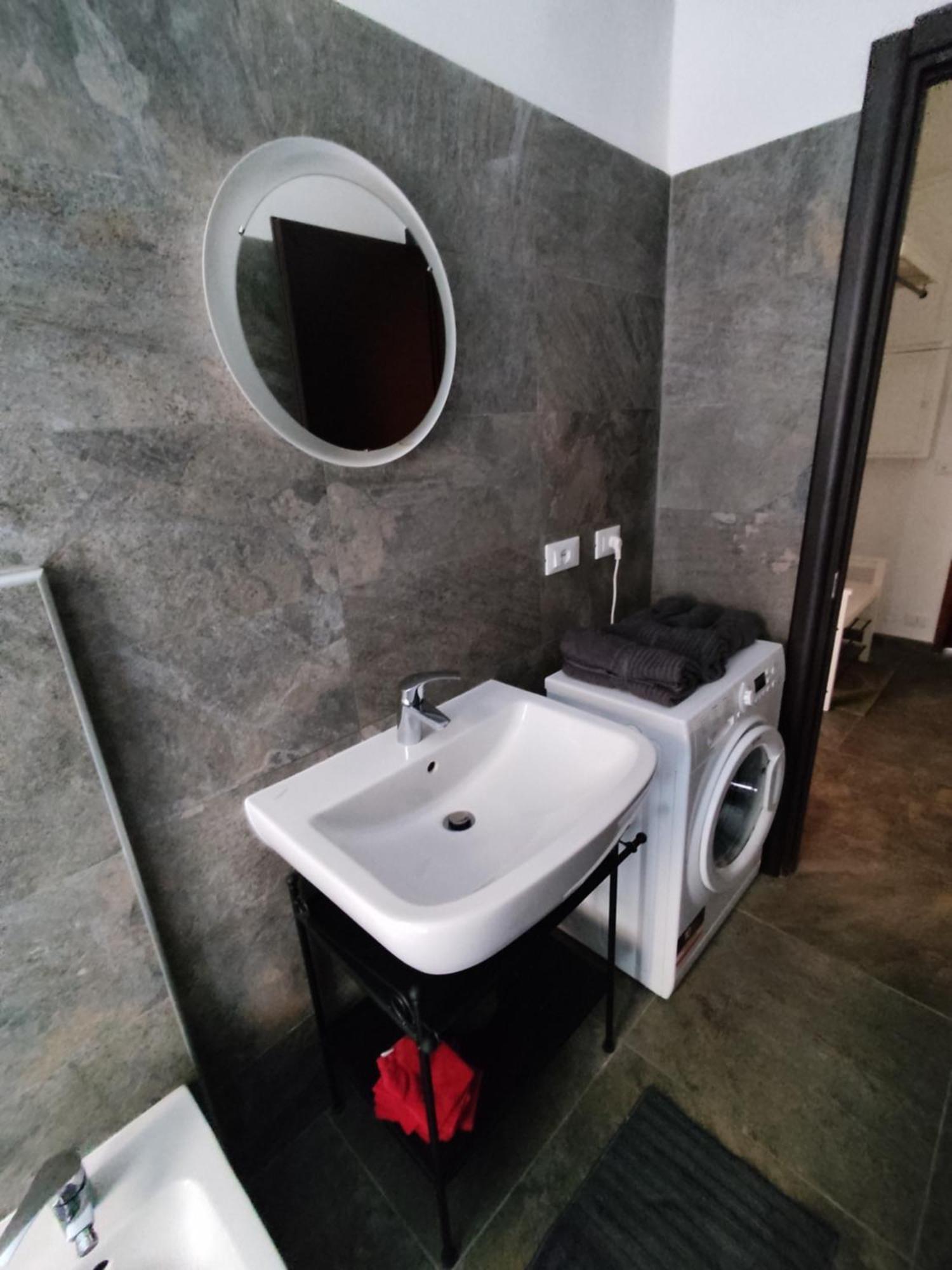 Bell'Appartamento In Cit Turin, Interamente Ristrutturato 외부 사진